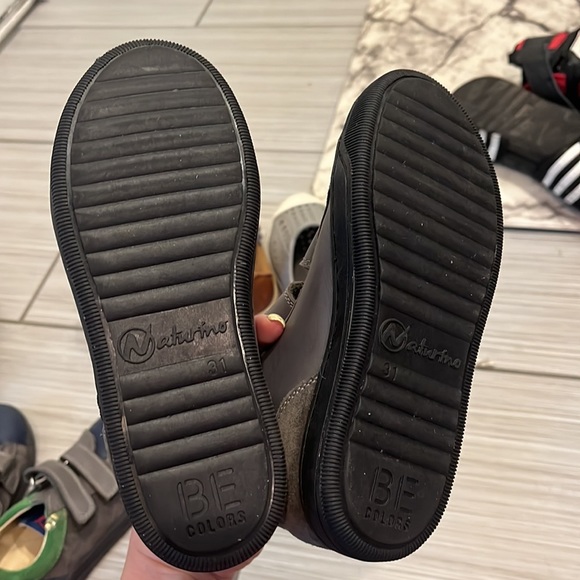 Naturino brand new high top boys shoes. Size 31. Approx size 1 - Picture 3 of 3